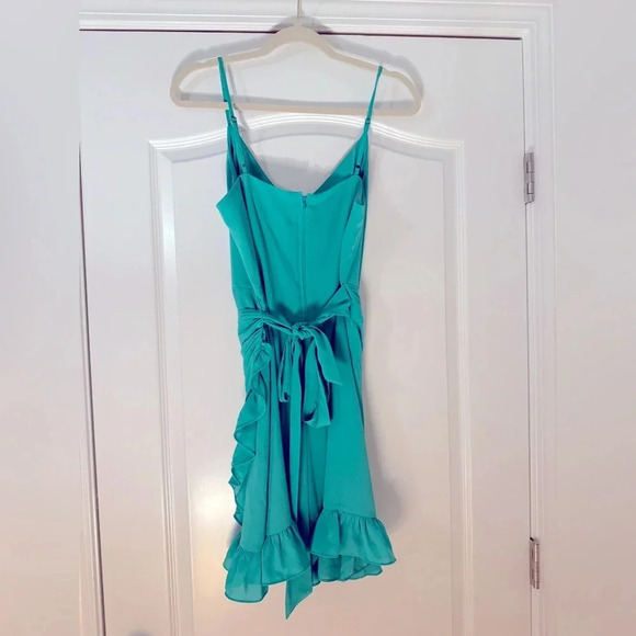 Lilly Pulitzer Alisa wrap dress green, size 12 - Picture 2 of 5